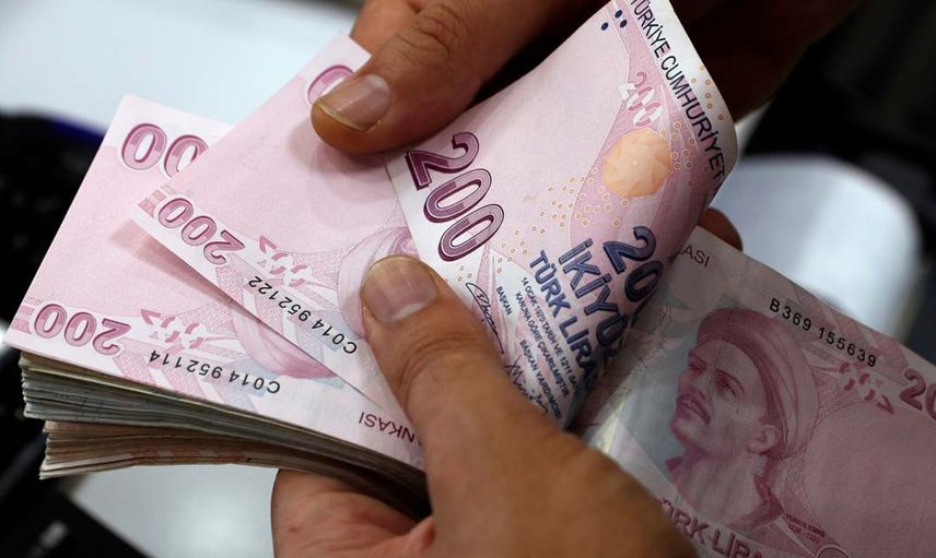 Herkesin beklediği ikinci asgari ücret zammı geliyor mu? Ünlü siyasetçi ağzından kaçırdı