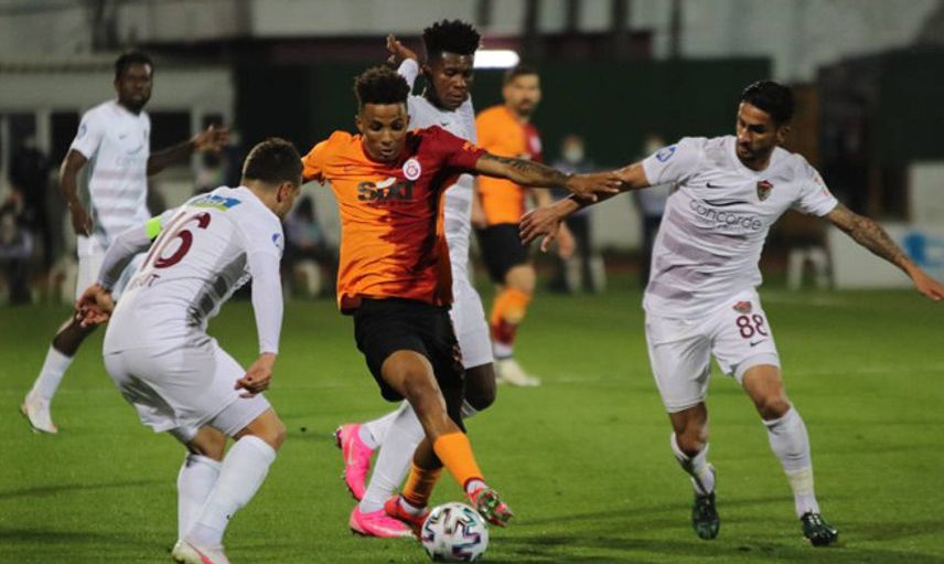 Galatasaray'da Fatura Fatih Terim'e Kesildi!