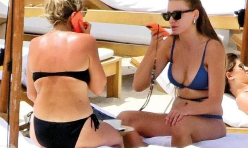Serenay Sarıkaya'dan bikini pozları! Görenler fiziğine hayran kaldı