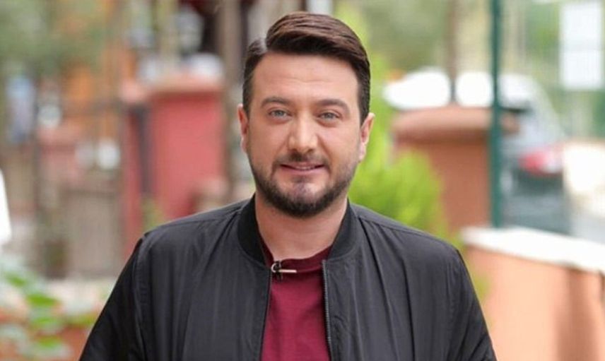 Onur Büyüktopçu Kimdir?