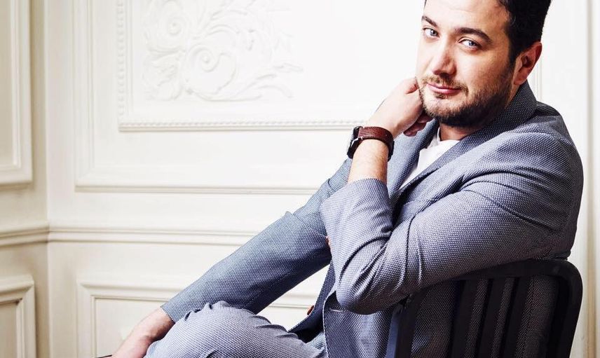 Onur Büyüktopçu Kimdir?