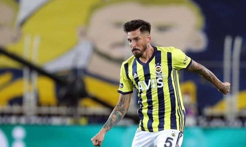 Fenerbahçeli Jose Sosa Trabzonspor'a Haber Gönderdi