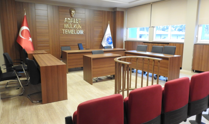 Mersin'de Eski Sevgilisine Önce Şantaj Yaptı Sonra da Uygunsuz Görüntülerini Sosyal Medyada Paylaştı