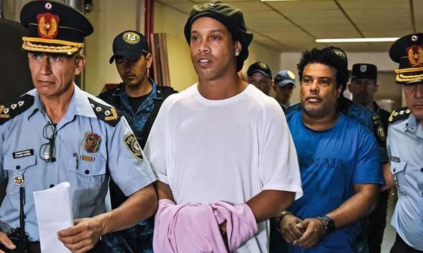 Barcelona'nın efsane isimlerinden Ronaldinho'nun son hali taraftarları hayrete düşürdü!