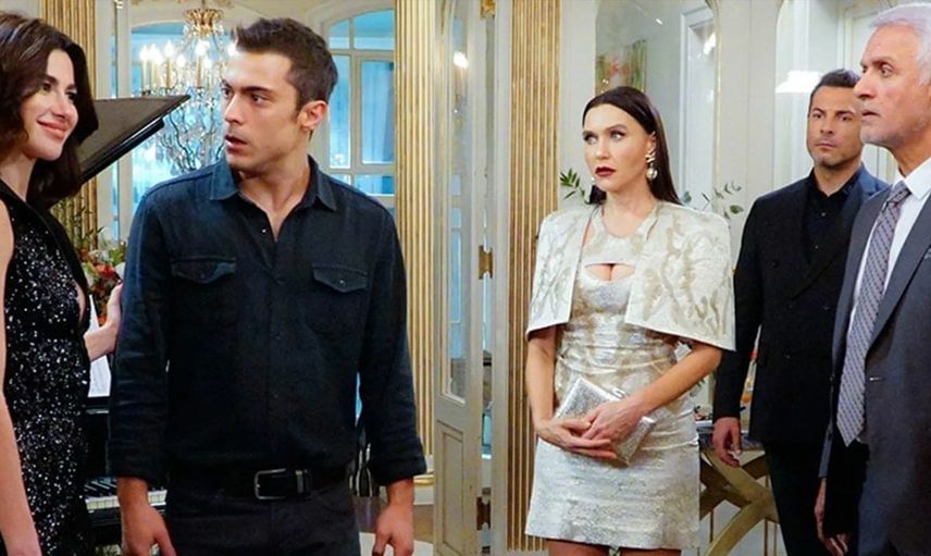 Yasak Elma Üç Kuruş Rekabetine Dayanamadı: Yayın Günü Mü Değişiyor?
