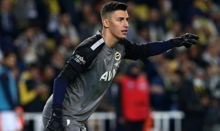 Fenerbahçeli Altay Bayındır'ın Sahalardan Uzak Kalacağı Süre Belli Oldu!