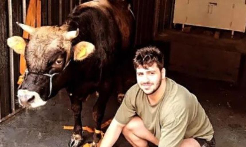 Kız Arkadaşı Yüzünden Hayatı Cehenneme Döndü! 3 Bıçaklı Şahısa Dövdürdü