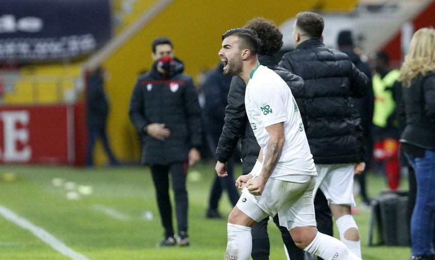 Beşiktaş ve Galatasaray Abdülkerim Bardakçı'yı İstiyor!