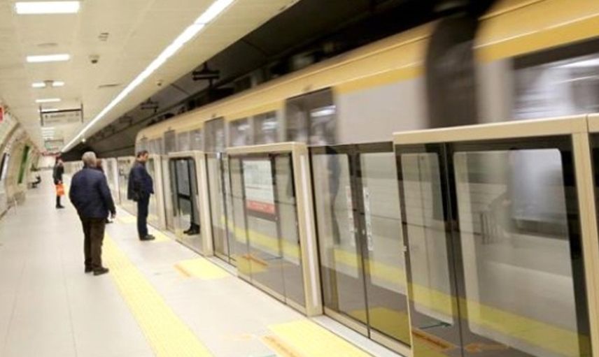 Rezillikler gün geçtikçe artıyor! Bebek’ten sonra iki kişi daha Ümraniye metrosunda alenen cinsel ilişkiye girdi