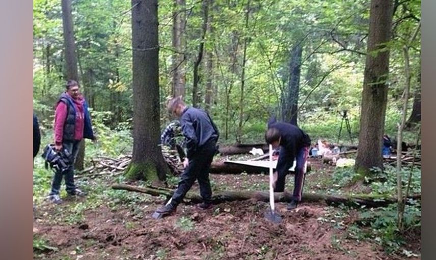 Rusya'da yapılan ilginç tedavi yöntemi: Diri diri gömüldüler