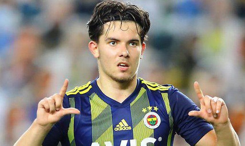 Fenerbahçe'nin Genç Yıldızı Ayrılma Kararı Aldı