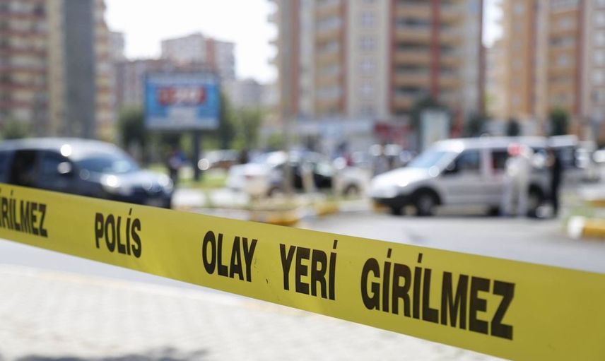 Seyyar Satıcı, Maskesiz Hapşıran Adamı Bıçakladı