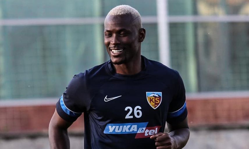 Kayserisporlu Mame Thiam Fenerbahçeli Golcüleri Solladı!