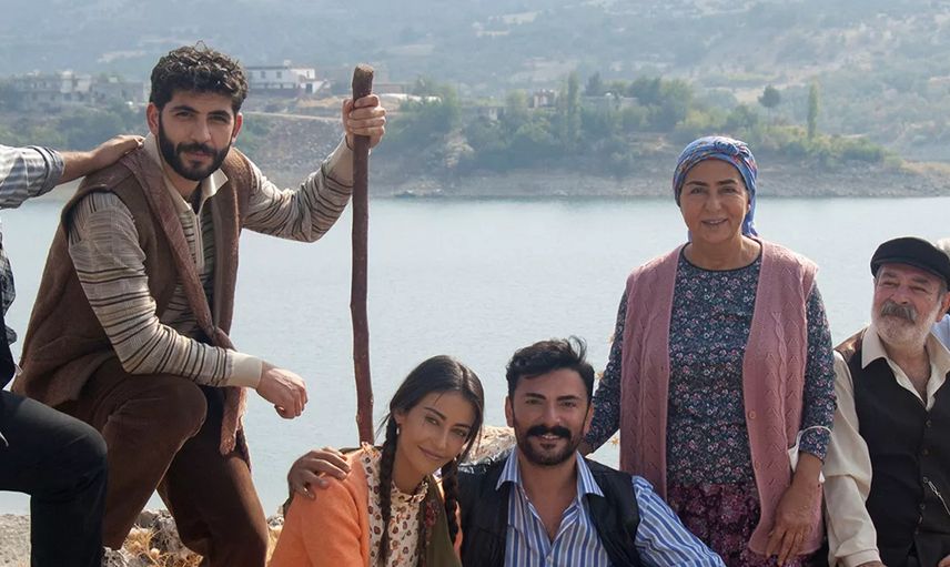 Petrol Sevdası Filminin Konusu Nedir?