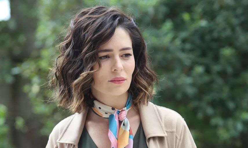  Yıldız Çağrı Atiksoy kimdir?