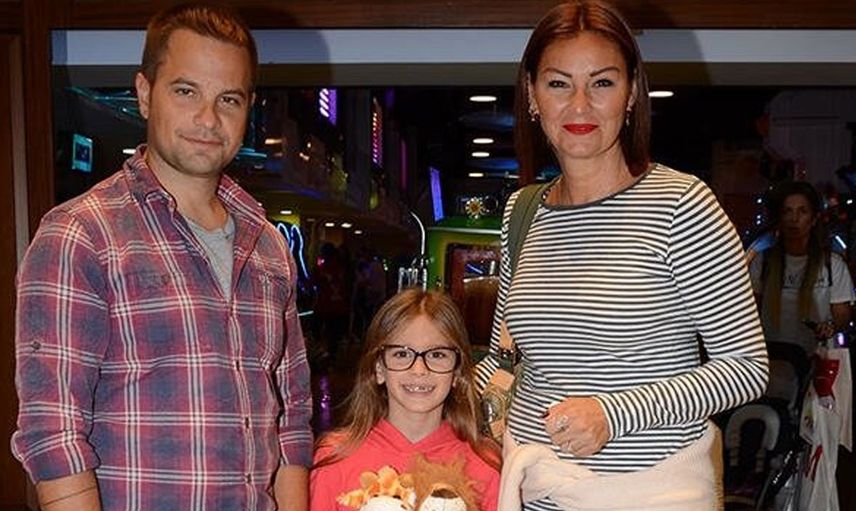 Pınar Altuğ’un kızı Su Atacan gündeme damga vurdu! Mezuniyette giydiği kıyafet babasını çileden çıkardı