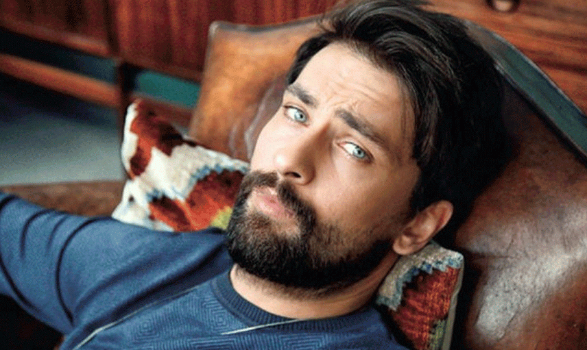 Onur Tuna Kimdir?