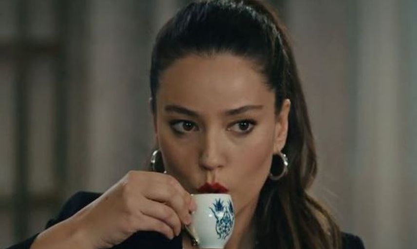 Eşkıya Dünyaya Hükümdar Olmaz'dan Sürpriz Ayrılık! Bahar Karakterini Canlandıran Pelin Akil Diziden Ayrıldı!