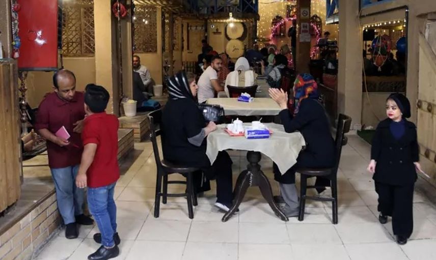 "Cüceler Restoranı" halktan ilgi görüyor