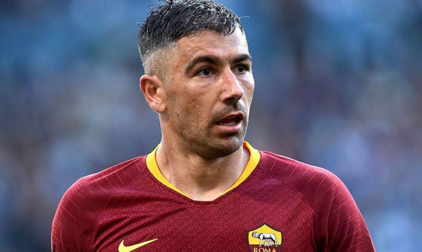 Galatasaray Aleksander Kolarov'un Peşinde!