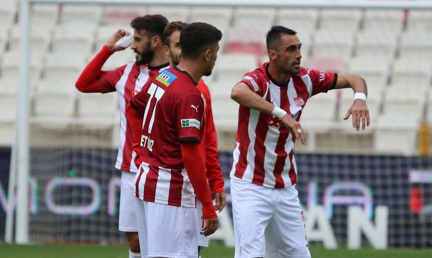 Trabzonspor'a Transfer Olacağı İddia Edilen Uğur Çiftçi Hakkında Trabzonspor Açıklama Yaptı!