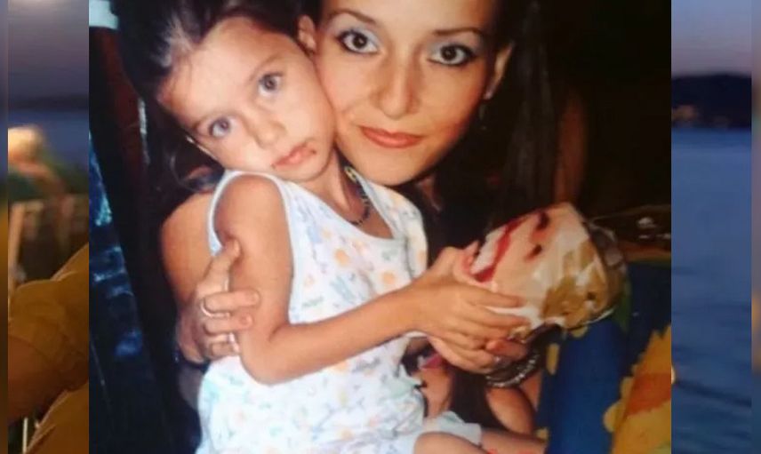Bir mesajla bütün hayatı değişmiş: İşte Yalı Çapkını'nın Seyran'ı Afra Saraçoğlu'nun oyuncu olma hikayesi!