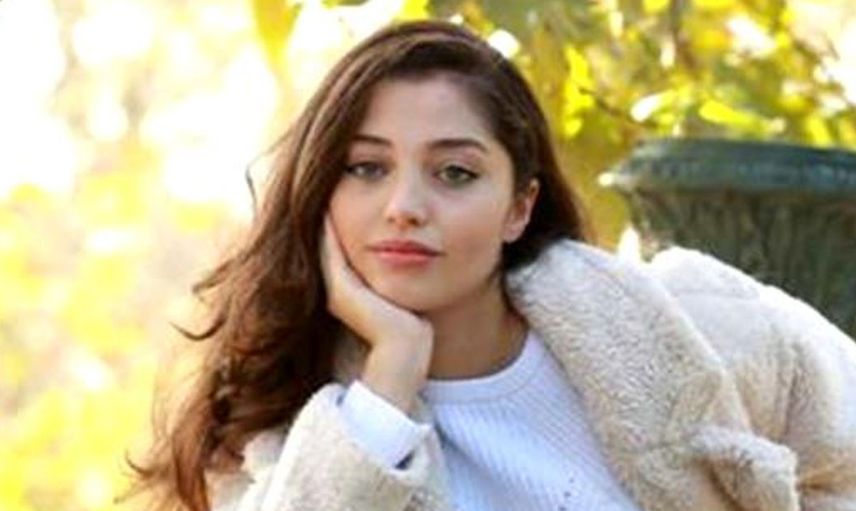 Muhteşem Yüzyıl’ın Mihrimah Sultan'ın kızı Kayra Zabcı’yı görenler şaşırıyor! Genç oyuncu Nurgül Yeşilçay’a benzetildi