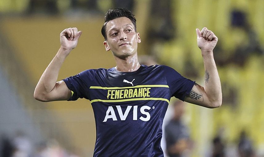 Fenerbahçe'de Mesut Özil, Vitor Pereira İle Toplantı Yaptı!