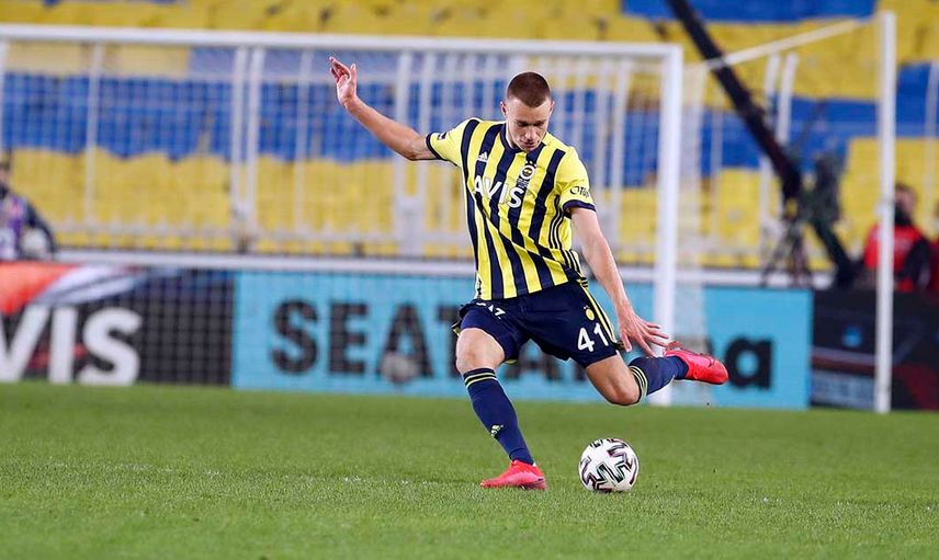 Barcelona, Fenerbahçe'de Forma Giyen Attila Szalai'yi Transfer Etmek İstiyor!