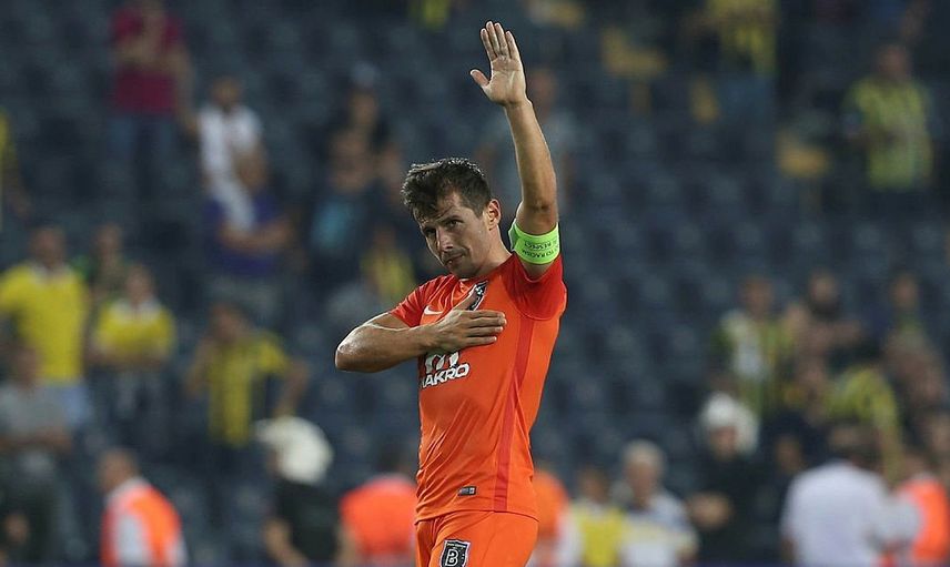 Başakşehir, Emre Belözoğlu'nu Takımın Başına Getirmek İstiyor!