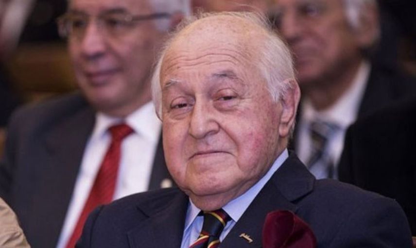 Eski Galatasaray Başkanı Duygun Yarsuvat Hayatını Kaybetti