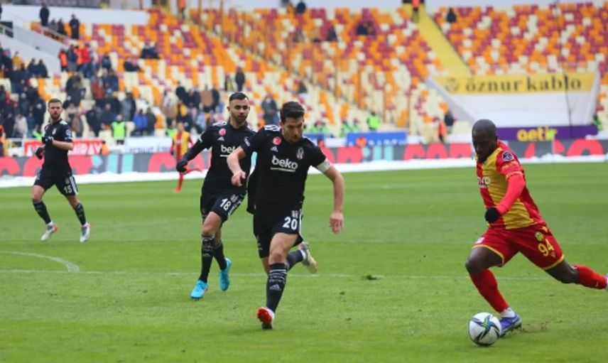 Nihat Kahveci'den Önder Karaveli Hakkında Şaşırtan İddia!