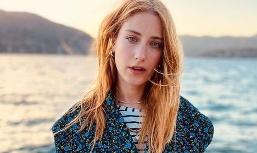 Hazal Kaya kimdir?