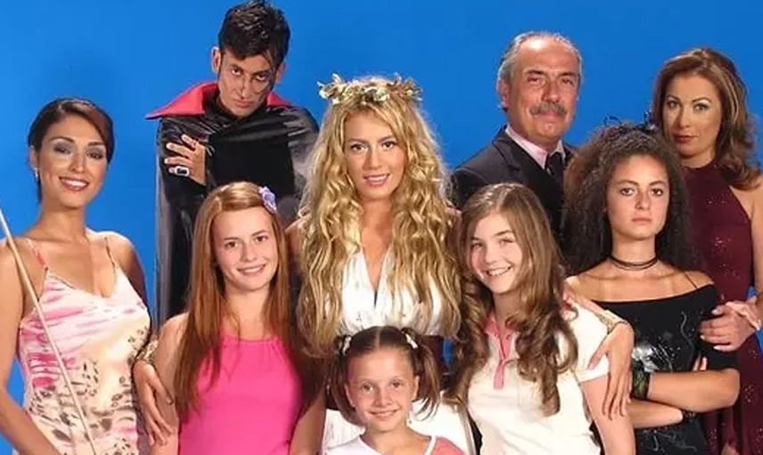 Selena'nın iyilik meleği Sinem Kobal'dan bomba haber: Geri dönüyor! Başrolde o var...
