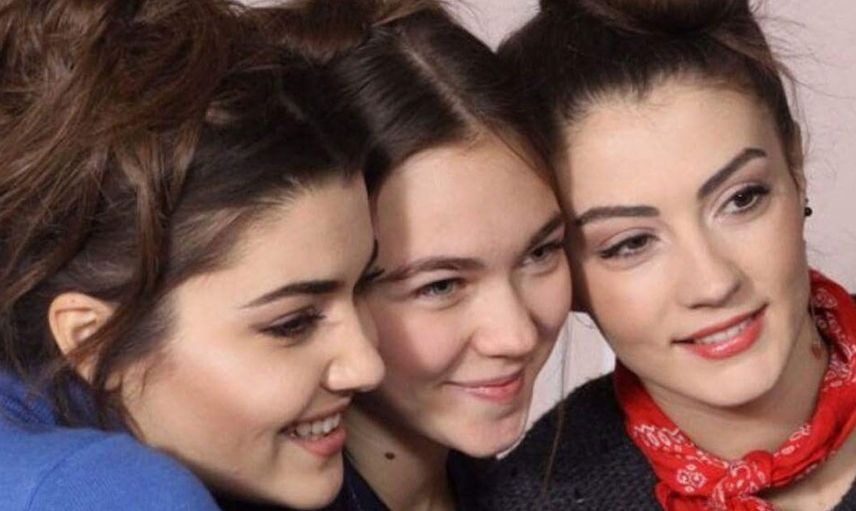 Burcu Özberk kimdir?
