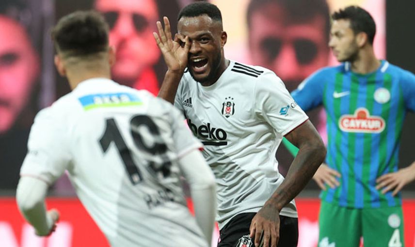 Sergen Yalçın'dan Takımla Toplantı