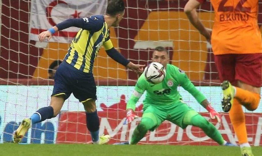 Galatasaray Fenerbahçe Derbisinin Ardından Avrupa Basınından Mesut Özil'e Övgüler Geldi!