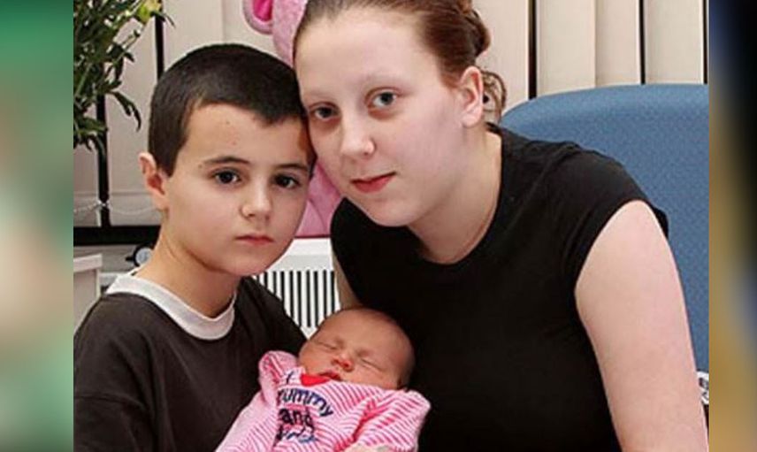 Baba 13 anne 15 yaşındaydı! Şimdiki hallerini görenler tanıyamıyor