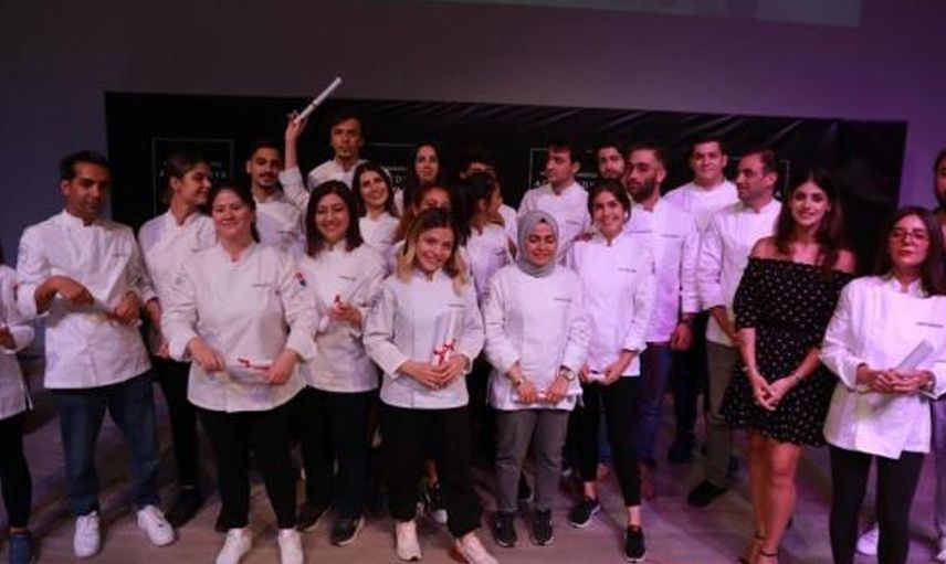 Acun Ilıcalı Öğrencilere Müjdeyi Verdi