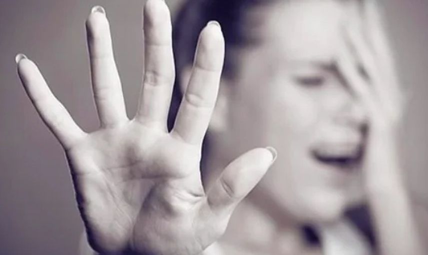 Arapsaçı bundan daha kolay çözülür! Dayısının karısıyla ve onun kızıyla birlikte olan yeğen akıllara Behlül'ü getirdi
