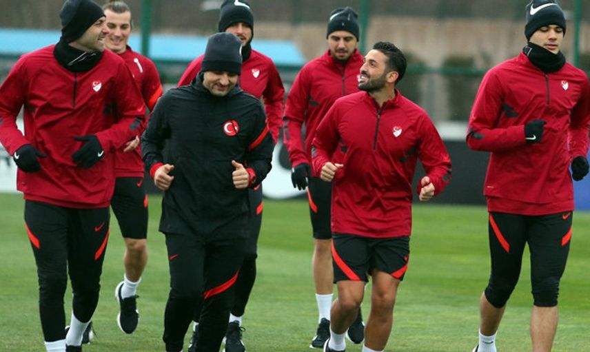 İrfancan Kahveci Ve Nazım Sangare Aday Kadrodan Çıkarıldı