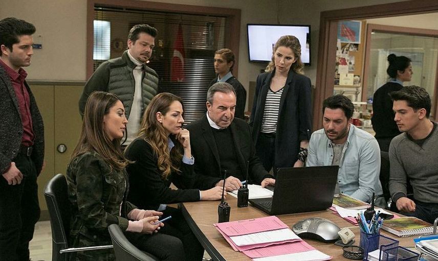 Kanal D Ekranlarının Sevilerek İzlenen Arka Sokaklar Dizisinin Son Fragmanında Gösterilen Olay Gerçek Mi Oldu
