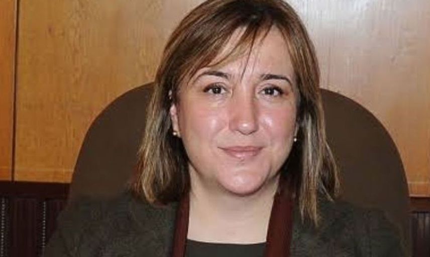 Azize Sibel Gönül Kimdir?