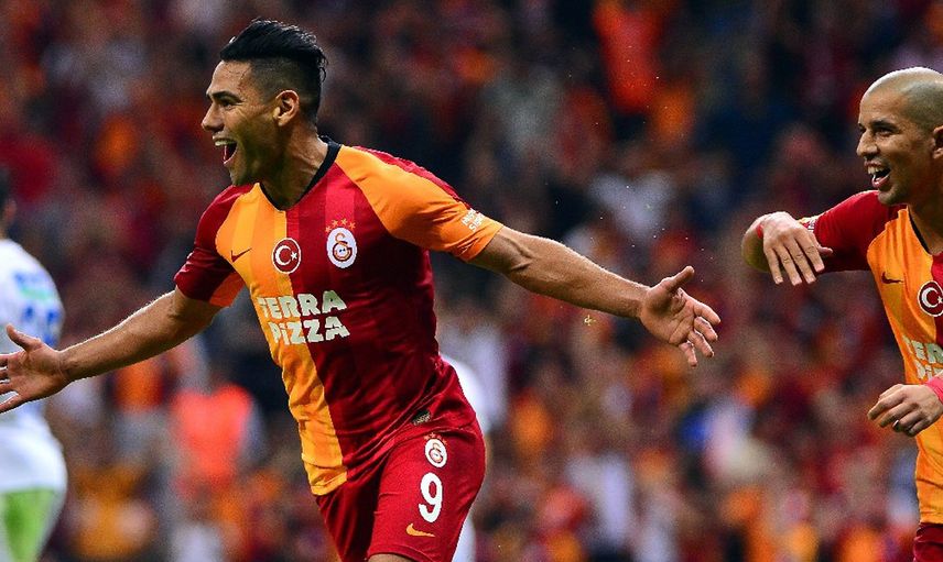 Radamel Falcao’nun Transferinde Eşinden Dikkat Çeken İpucu!