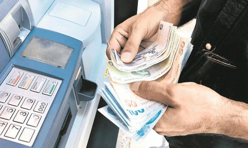Bursalı Genç ATM'de 18 Bin Lira Buldu