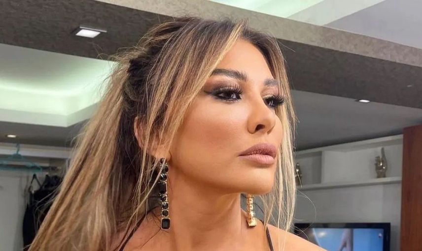 Yüzüne sperm sürdüğünü itiraf etmişti: Selen Görgüzel'in çılgın dansı alay konusu oldu!
