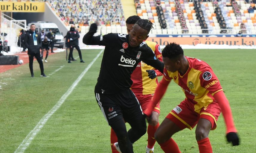 Nihat Kahveci'den Önder Karaveli Hakkında Şaşırtan İddia!