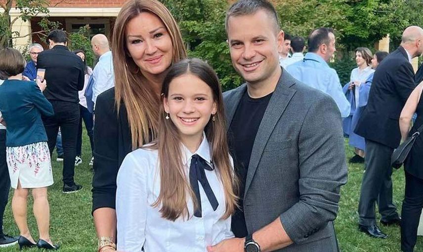 Pınar Altuğ’un kızı Su Atacan gündeme damga vurdu! Mezuniyette giydiği kıyafet babasını çileden çıkardı