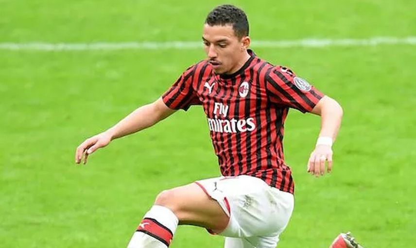 Milan-Atletico Madrid Karşılaşmasını Yöneten Cüneyt Çakır Yoğun Eleştiriler Alıyor!