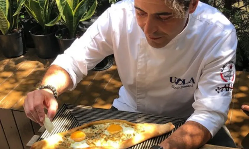Sıla ile Görüntülenen MasterChef jürisi Hazer Amani Evli mi?
